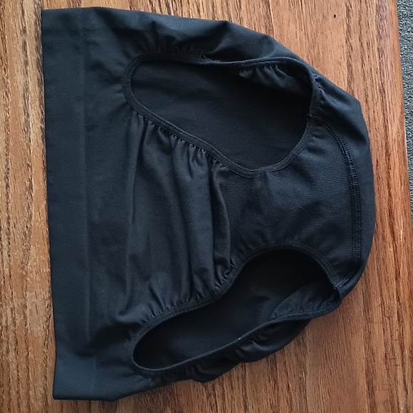 2/VS Panties - Picture 4 of 7